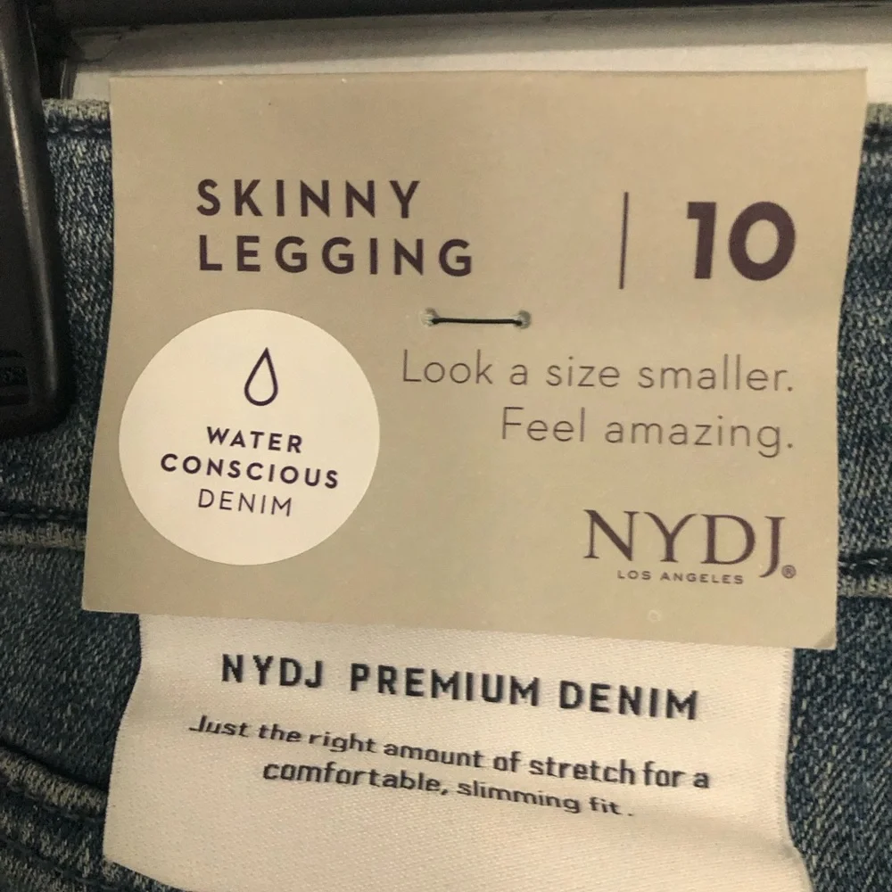 NYDJ new Skinny Legging Women's Jeans ripped knee size 10 lift tuck technology‎